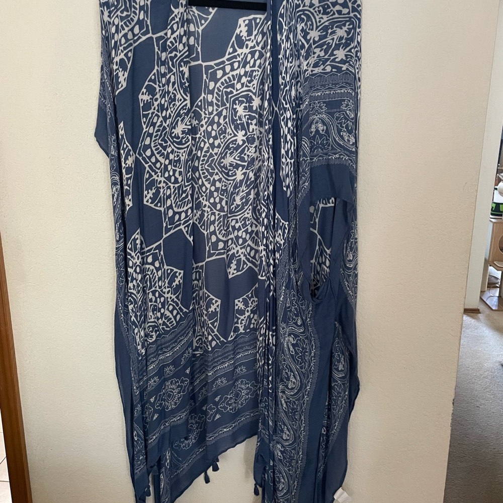 Blue and White Patterned Kimono
